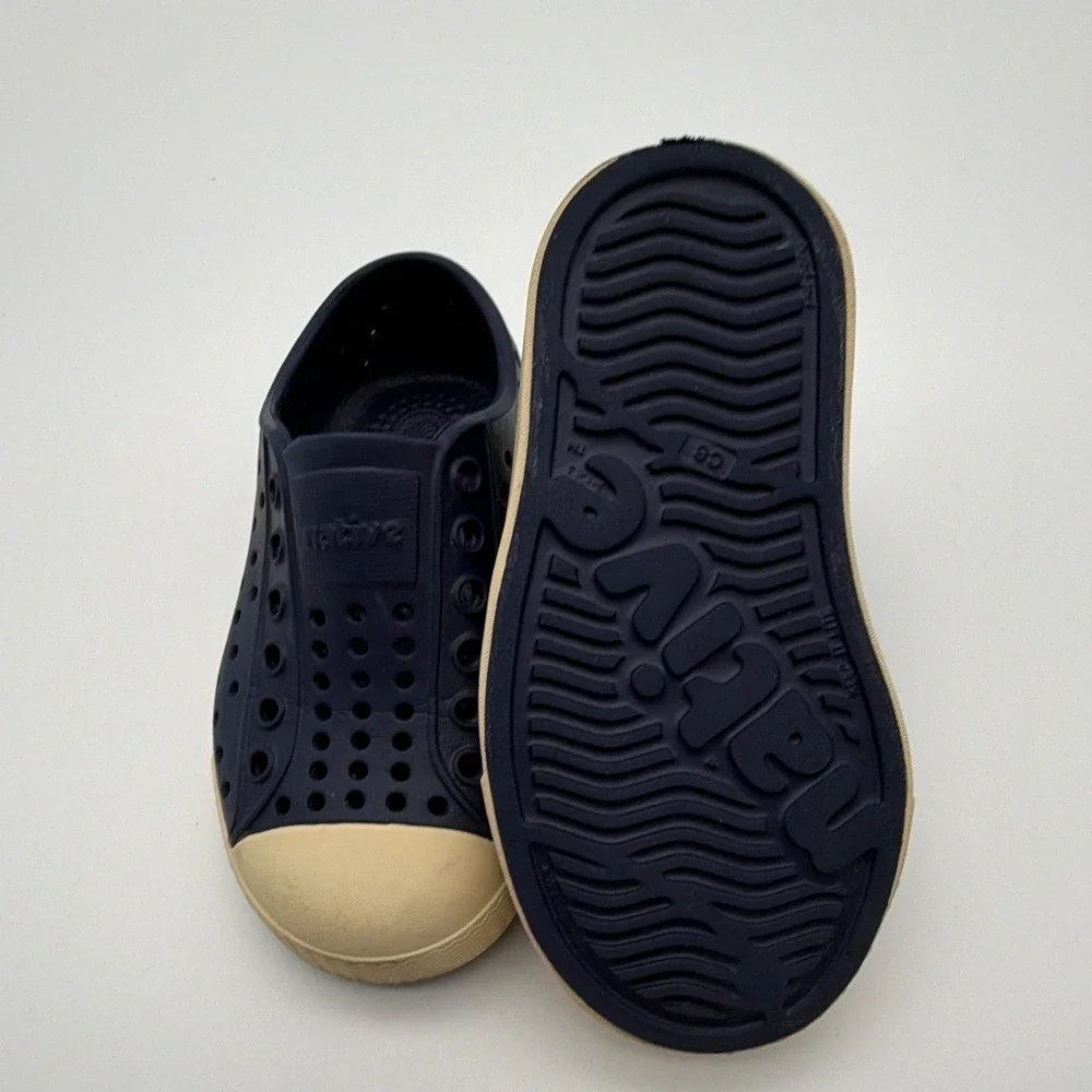 Native unisex baby